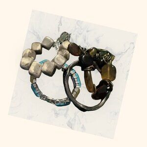5/$20 Bundle of 5 Chunky‎ Statement Bracelets